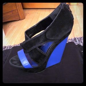 Black & Royal Blue Suede Strappy Platform Wedges